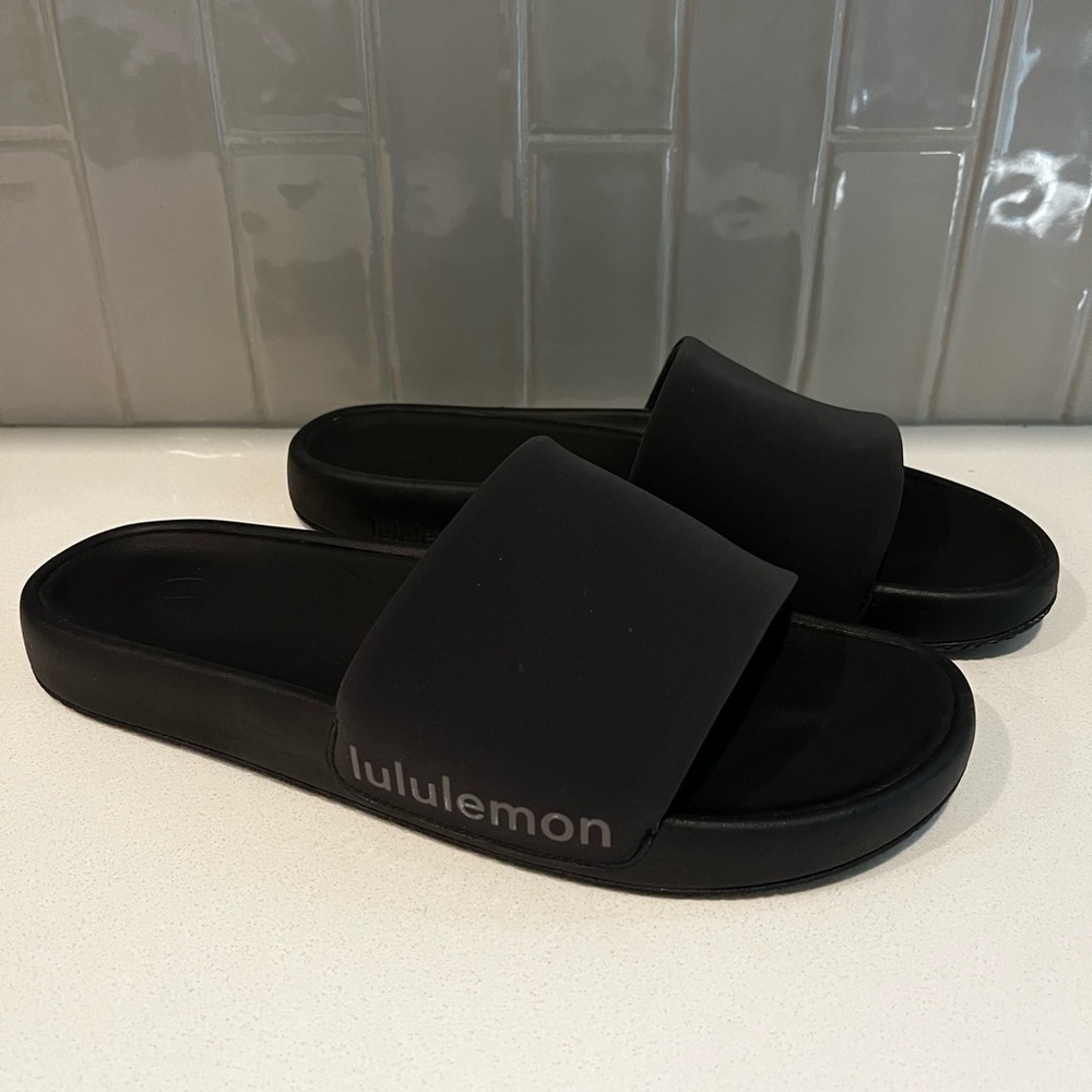 Lululemon Restfeel Slide - Women’s Size 10 - Black